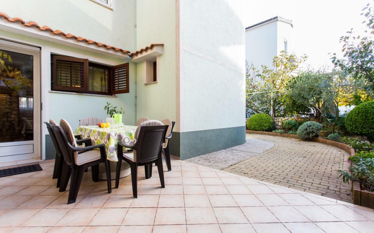 Apartments Luka 2 Baška Exterior foto