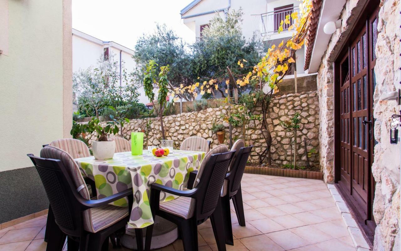 Apartments Luka 2 Baška Exterior foto